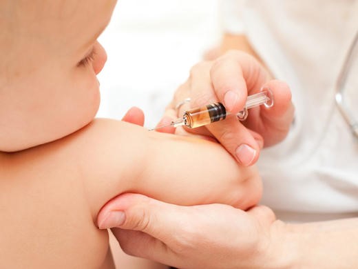 Vaksin DPT bersamaan dengan vaksin lainnya